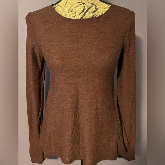 Hannes Roether Lightweight Merino Wool sweater - Picture 2 of 9